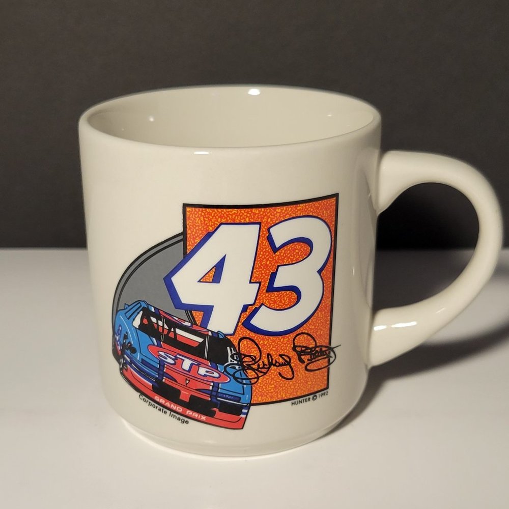 Richard Petty Coffee Mug 43 Racing NASCAR - 1992 Vintage STP